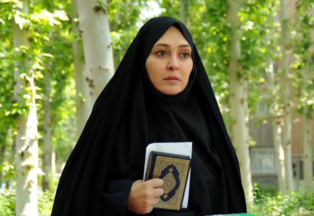 الهام حمیدی با این عکس کولاک کرد | الهام حمیدی با موهای گیس بافت و پالتوی خاصش کلی به چشم اومد