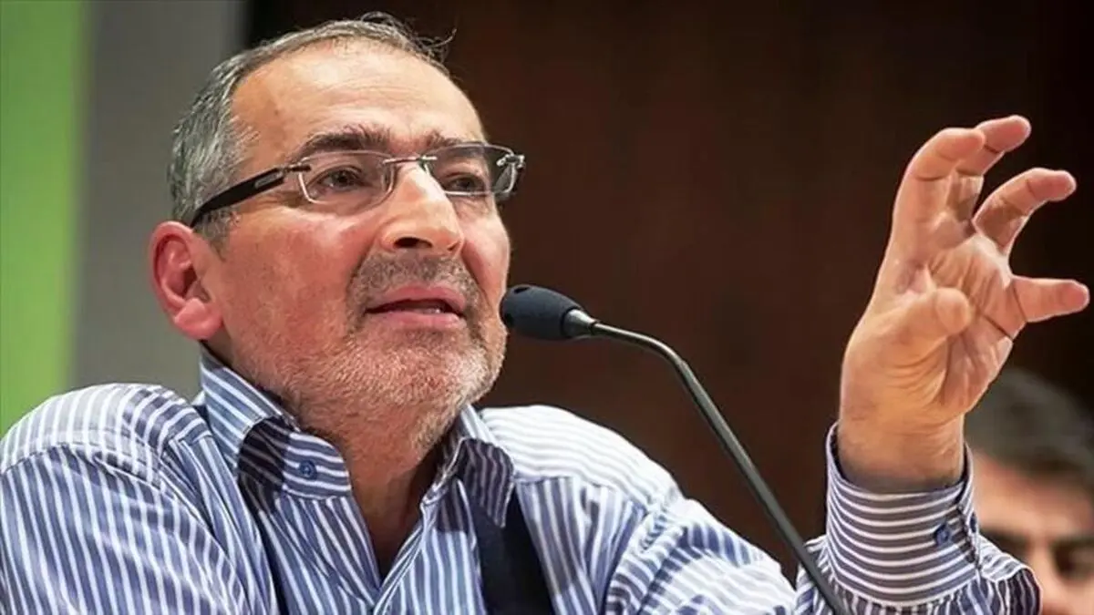 صادق زیباکلام از دوست دختر بازی هایش گفت | فیلم لورفته 