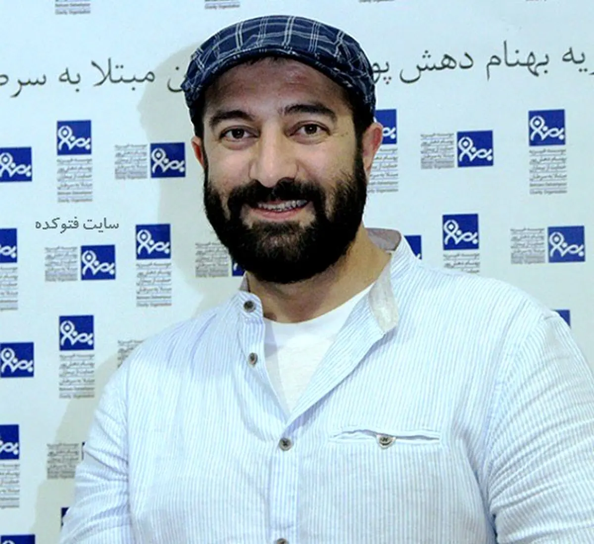 دوقلوهای مجید صالحی در ماشین لوکس پدرشان +عکس دیدنی
