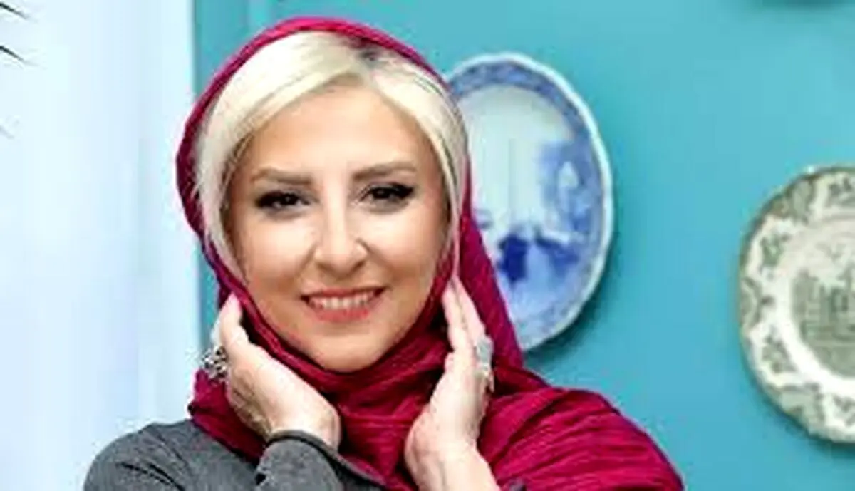  مرجانه گلچین به سیم آخر زد| ساپورت تنگ و مانتو جلو باز خانم بازیگر جنجالی شد