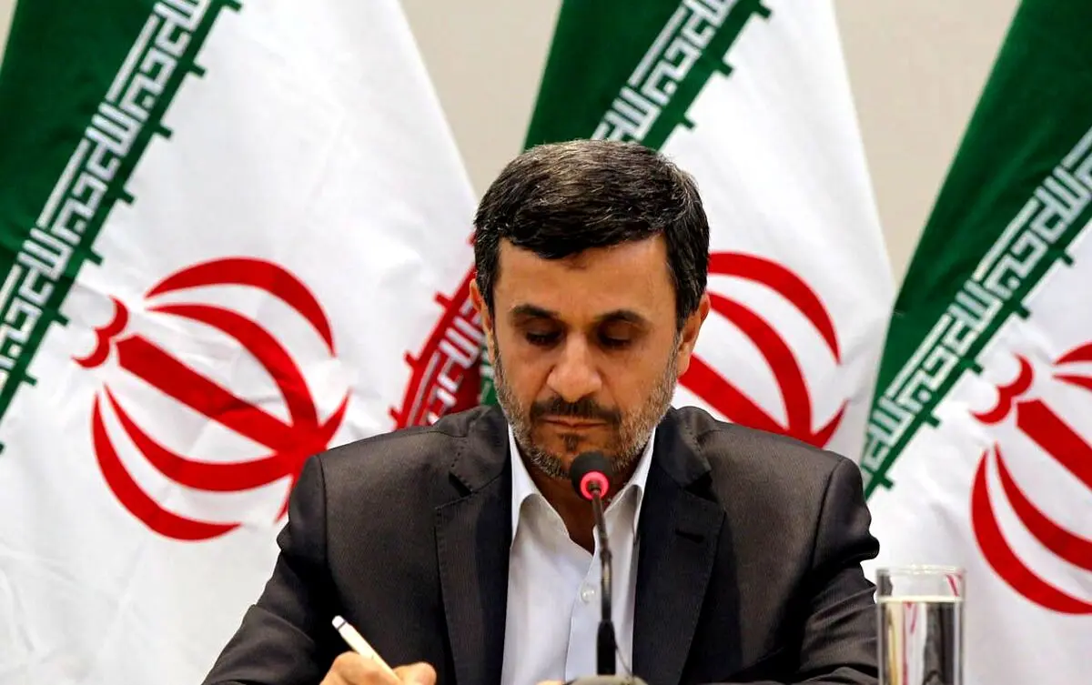 توهین زشت احمدی نژاد به مجلس و دولت رئیسی