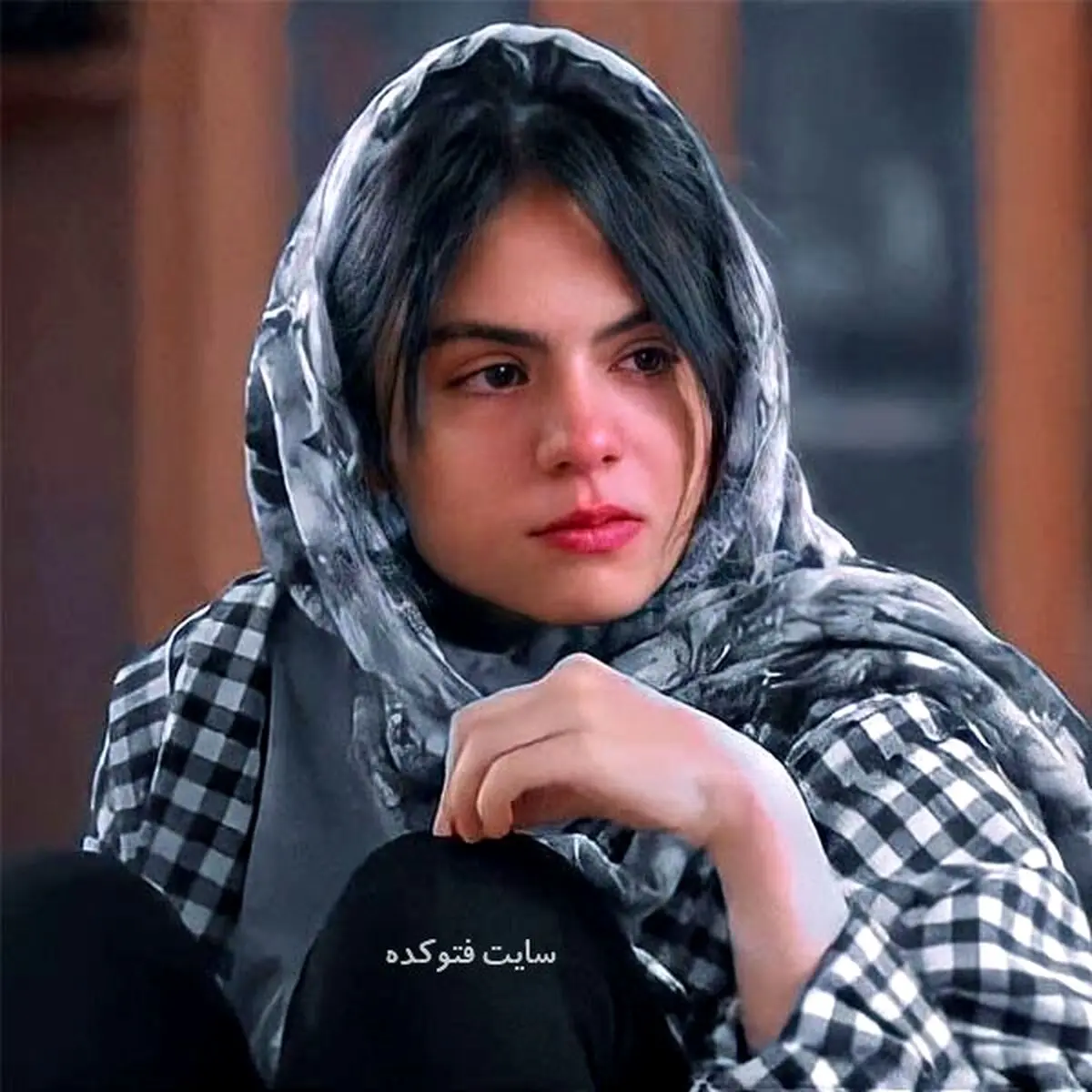 مائده سریال زخم کاری خودکشی کرد