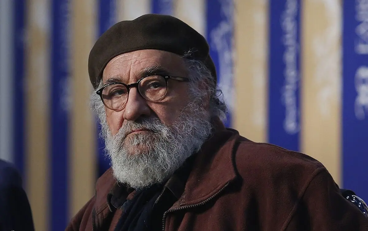 داریوش ارجمند: متأسف شدم نوید محمدزاده وارد تبلیغات شد