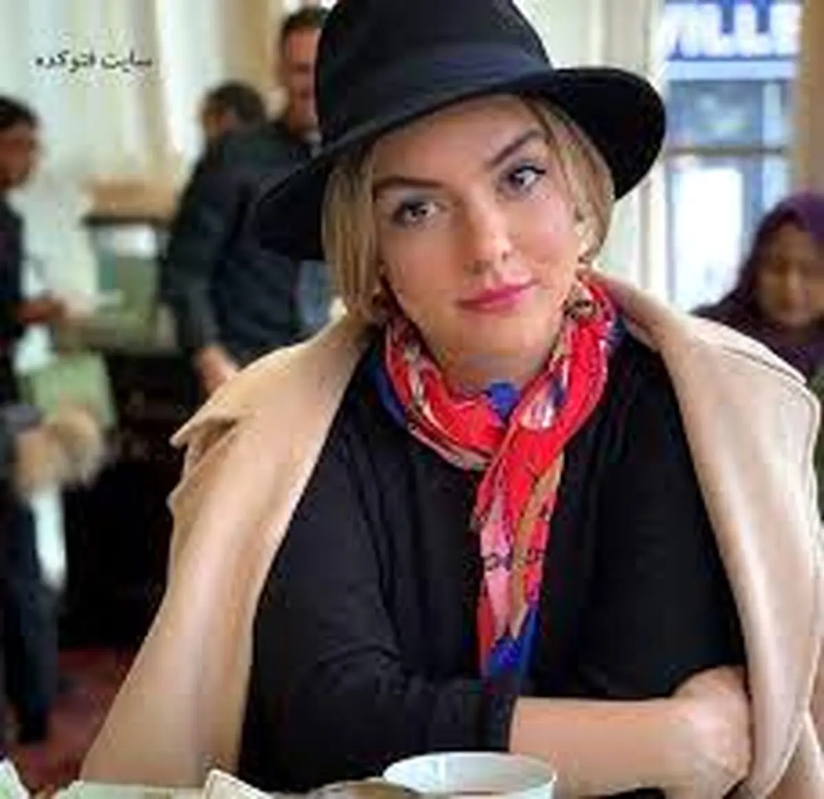 دنیا مدنی روسری از سر برداشت | دنیا مدنی برای همیشه از ایران رفت؟