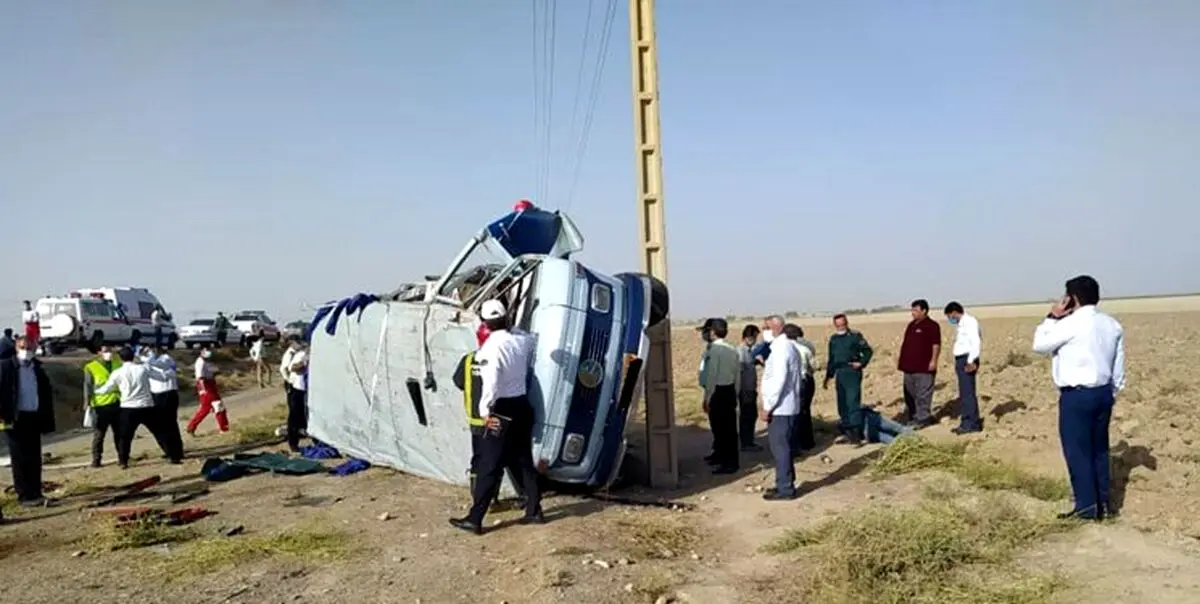 واژگونی مرگبار مینی بوس در محور نیشابور