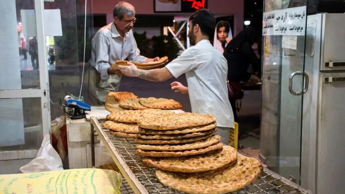 نان گران می شود؟| خبر مهم درباره قیمت نان