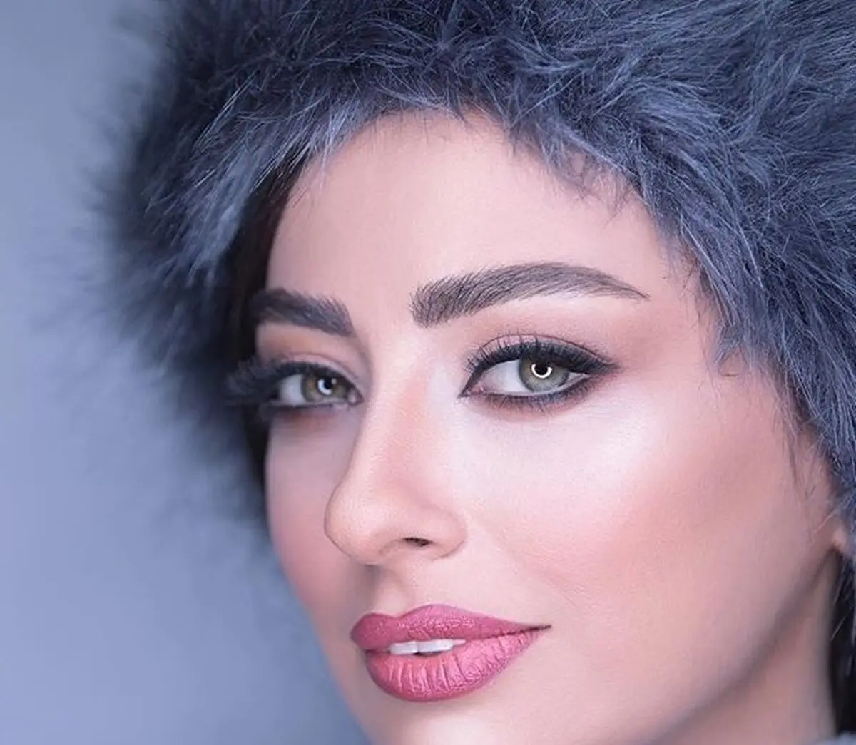 نفیسه روشن بچه دارد شد!| استایل پاییزی نفیسه روشن | عکس پسر نفیسه روشن