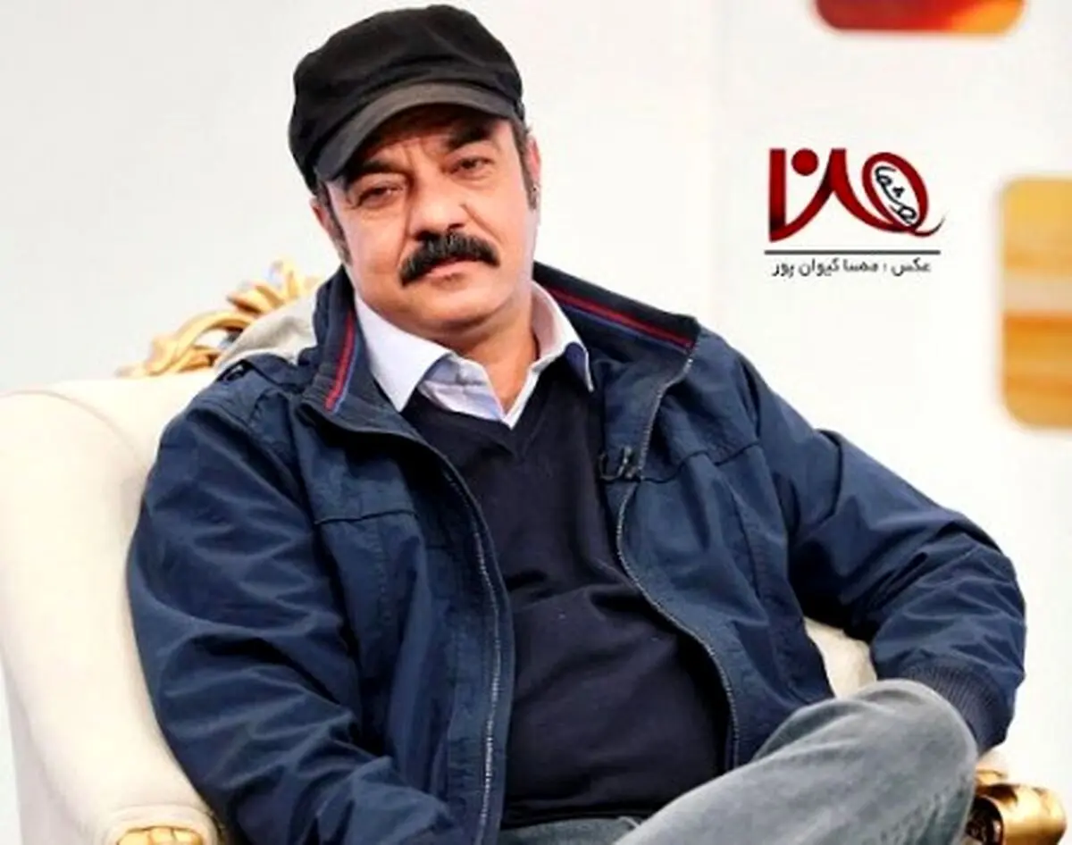 بازیگز زن معروف در آغوش سعید آقاخانی|اولین صحنه در آغوش کشیدن زن و مرد در سینمای بعد از انقلاب +فیلم
