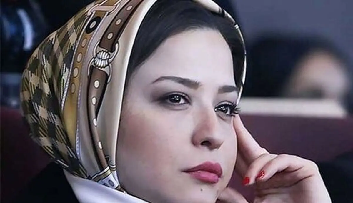 عکس هنری مهراوه شریفی نیا جلو آیینه| شباهت باورنکردنی مهراوه با بازیگر معروف