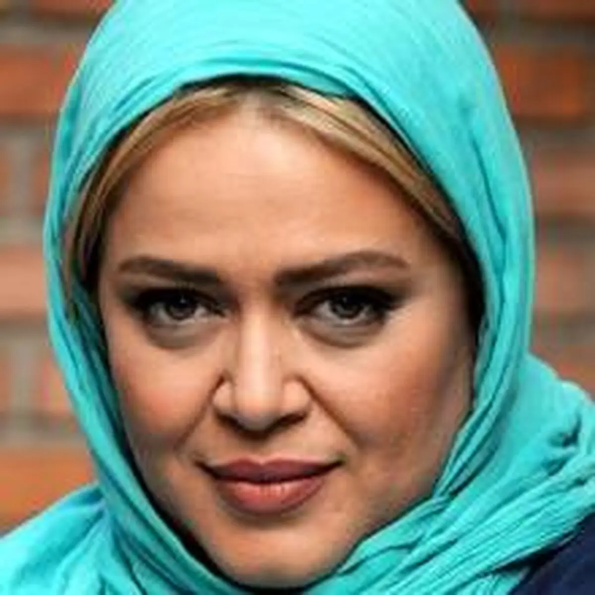 عکس لو رفته از ورزش خانگی بهاره رهنما | شوهر سوم بهاره ورزشکار است