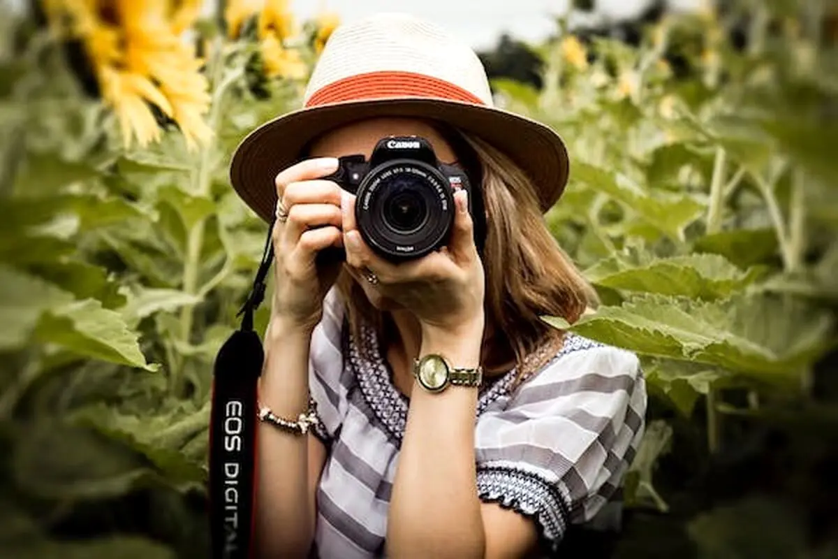 10 روش برای درآمدزایی از عکاسی   (https://www.khoondanionline.com)