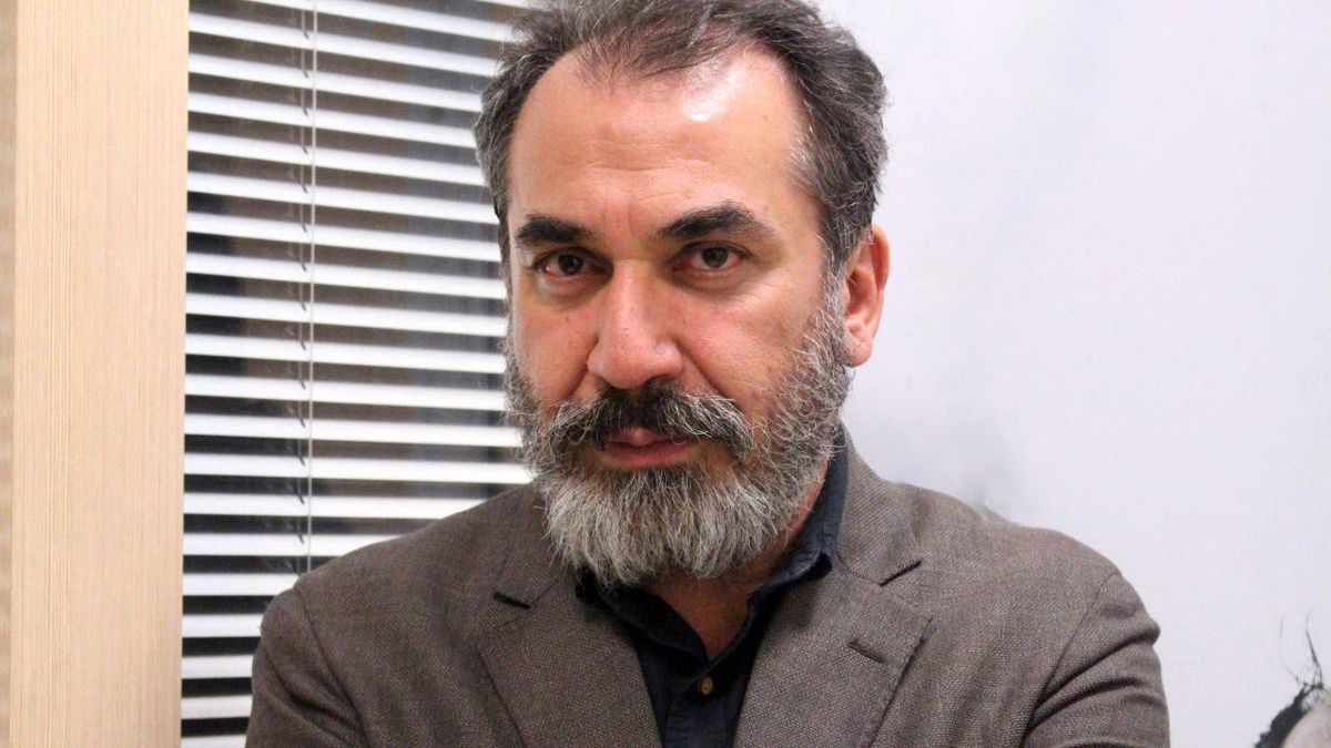 ماجرای تبلیغ «سلام، من سیامک انصاری هستم»